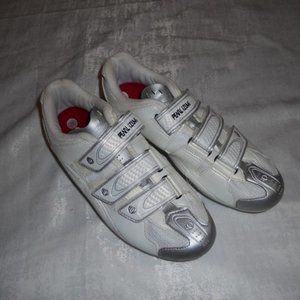 PEARL IZUMI WOMENS 42 (9.) CYCLING SPIN BIKE SHOES
